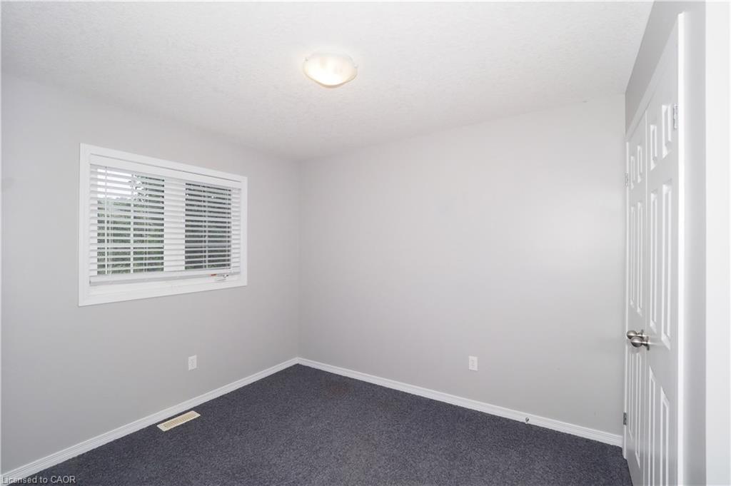 J37-7 Upper Mercer Street Property Photo 31