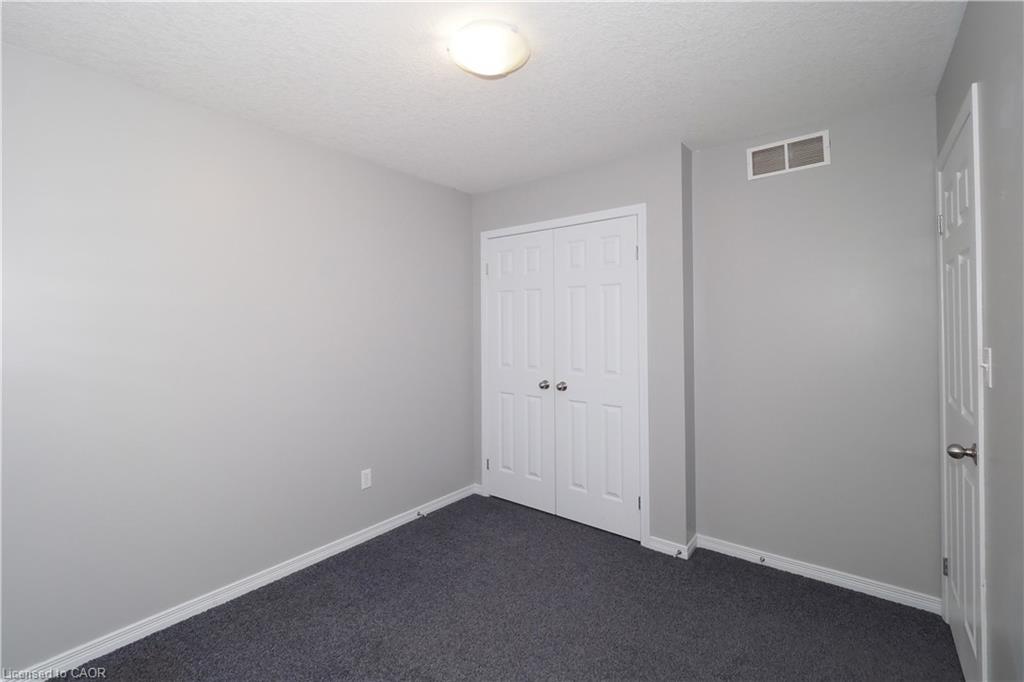 J37-7 Upper Mercer Street Property Photo 32