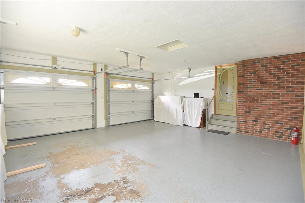 2407 Caistor Centre Road Property Photo 32