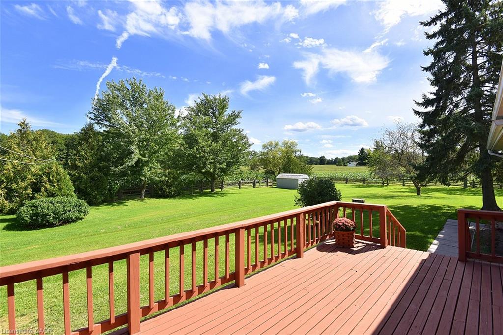 2407 Caistor Centre Road Property Photo 35