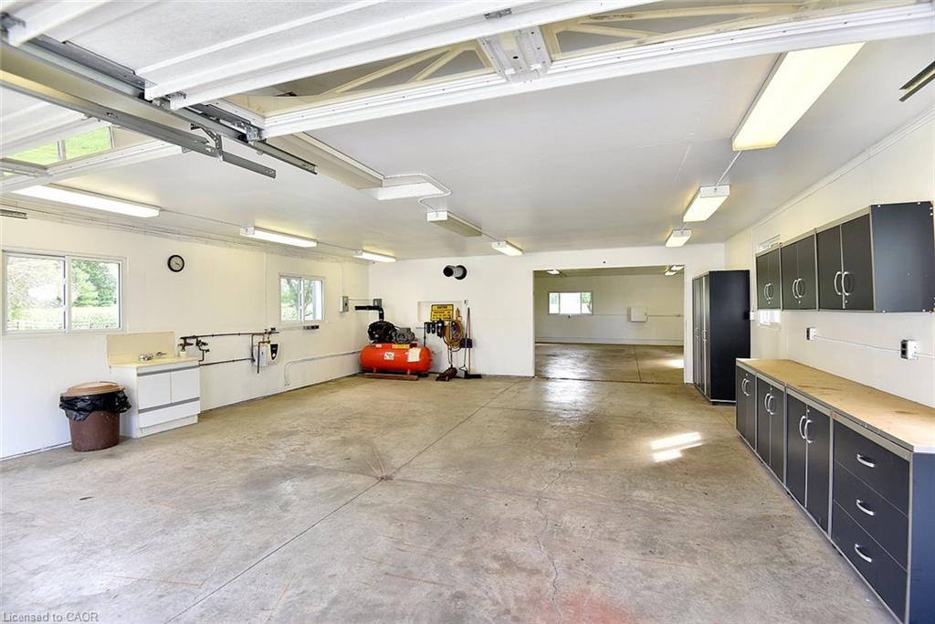 2407 Caistor Centre Road Property Photo 43
