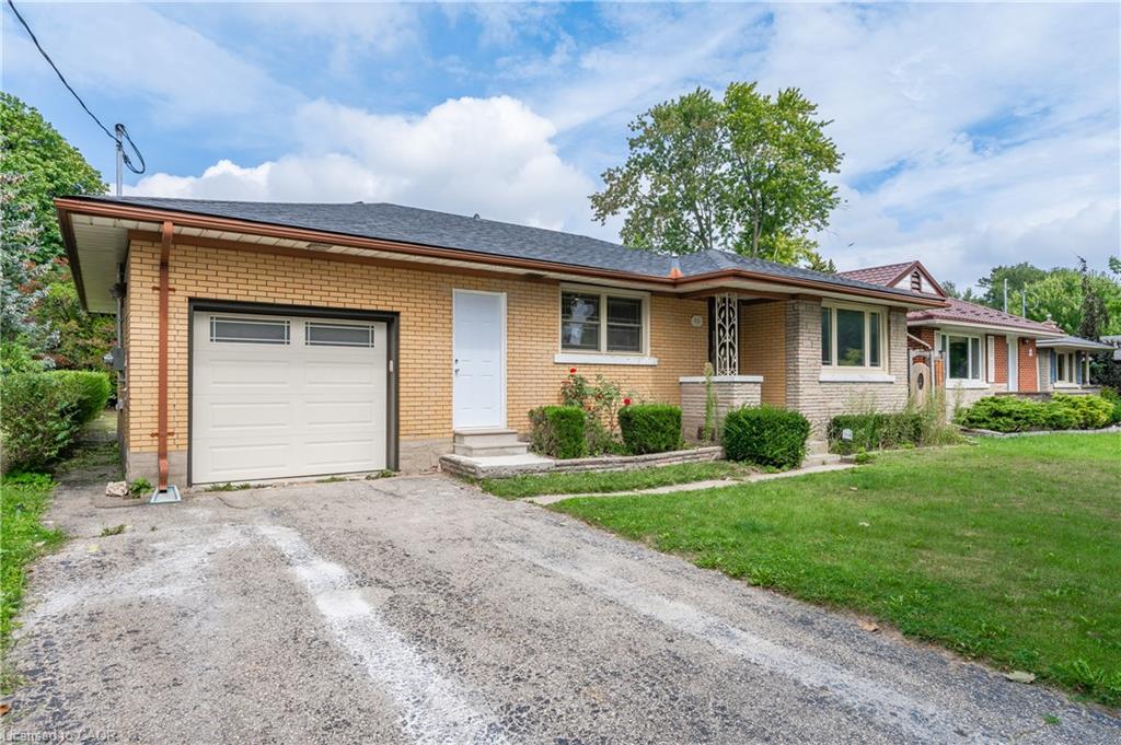 62 Sandra Avenue Property Photo 3