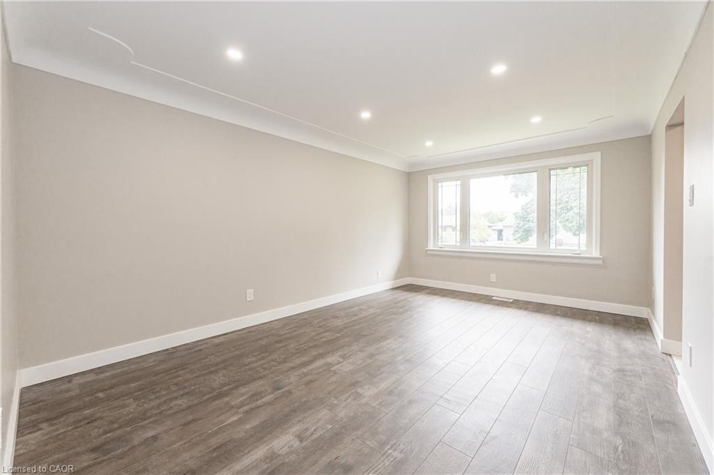 62 Sandra Avenue Property Photo 11