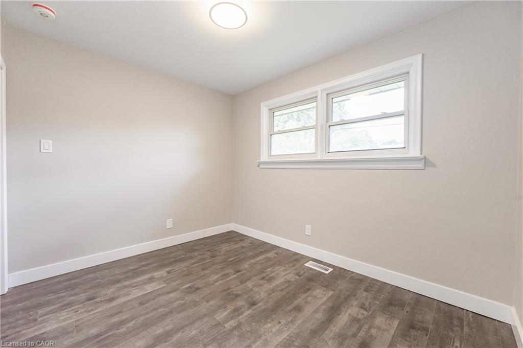 62 Sandra Avenue Property Photo 17