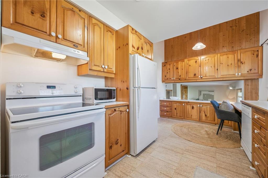2209 Buttonbush Crescent Property Photo 14