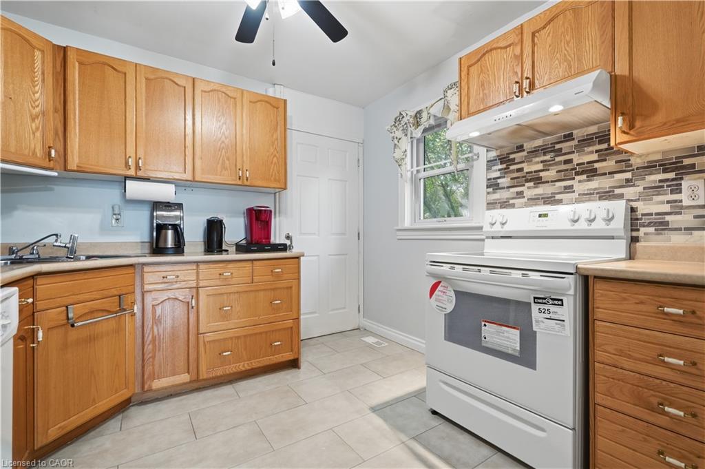 1494 Main Street E Property Photo 15