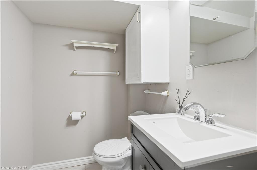 1494 Main Street E Property Photo 36