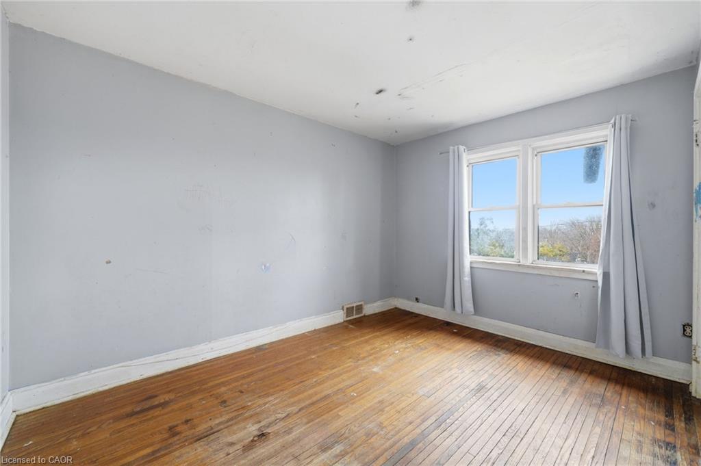 345 Linwood Avenue Property Photo 18