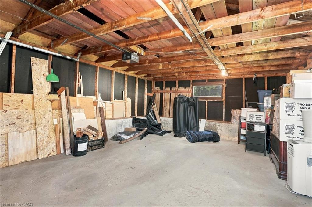 327 Highland Road E Property Photo 34