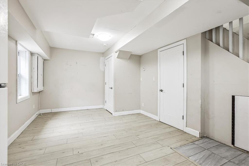19 Bailey Street Property Photo 15