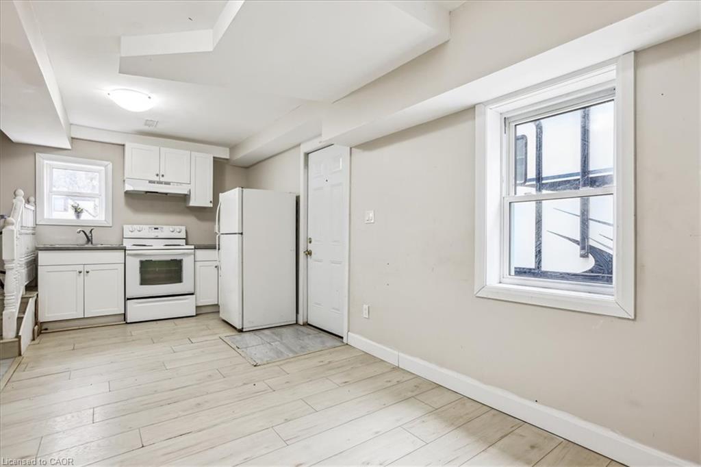 19 Bailey Street Property Photo 17