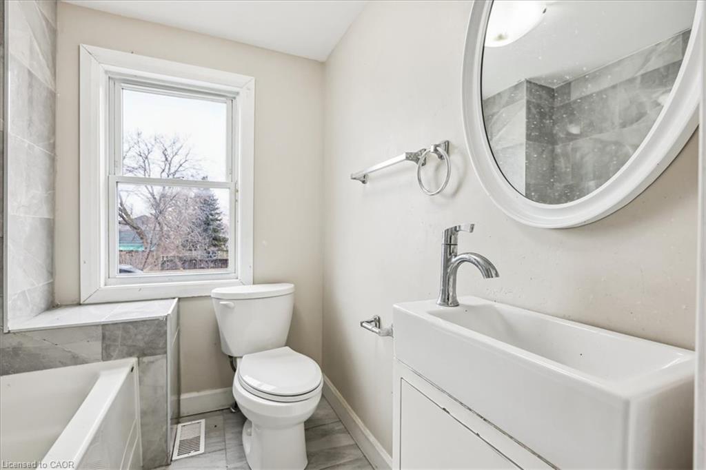 19 Bailey Street Property Photo 23