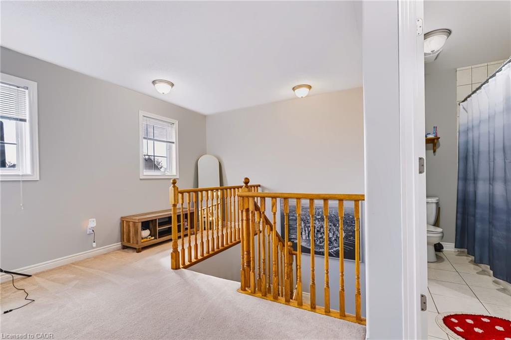 24 Fallingbrook Crescent Property Photo 19
