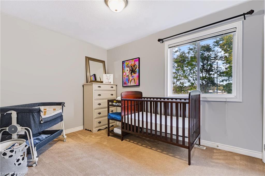 24 Fallingbrook Crescent Property Photo 26