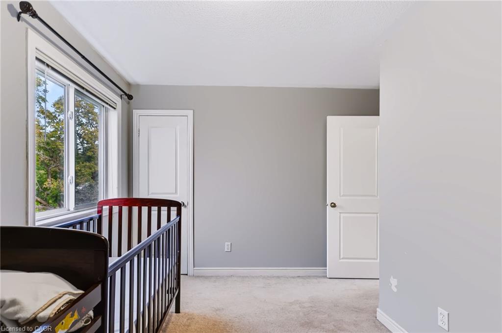 24 Fallingbrook Crescent Property Photo 27