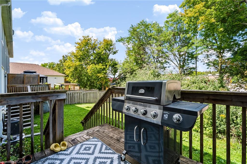 24 Fallingbrook Crescent Property Photo 34
