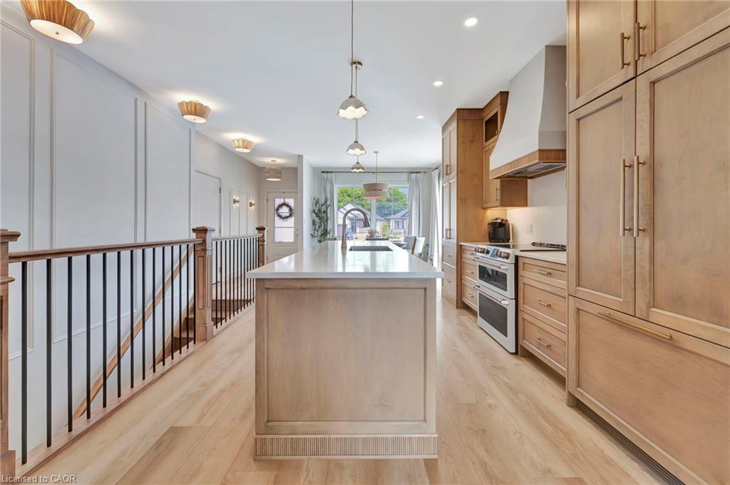 10 Macneil Court Property Photo 7