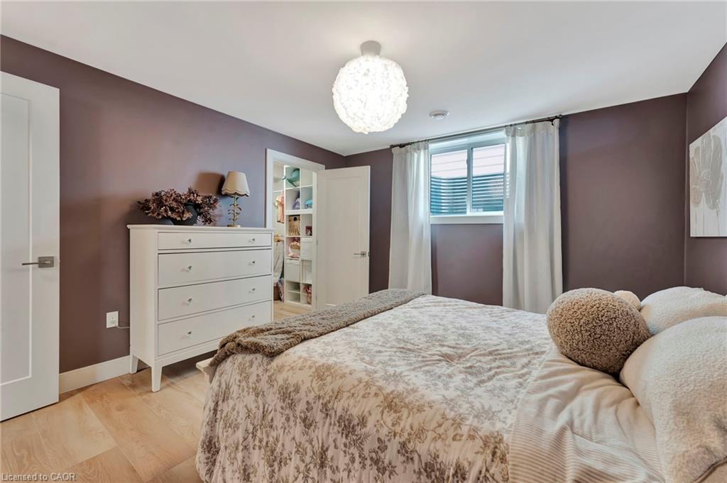 10 Macneil Court Property Photo 24