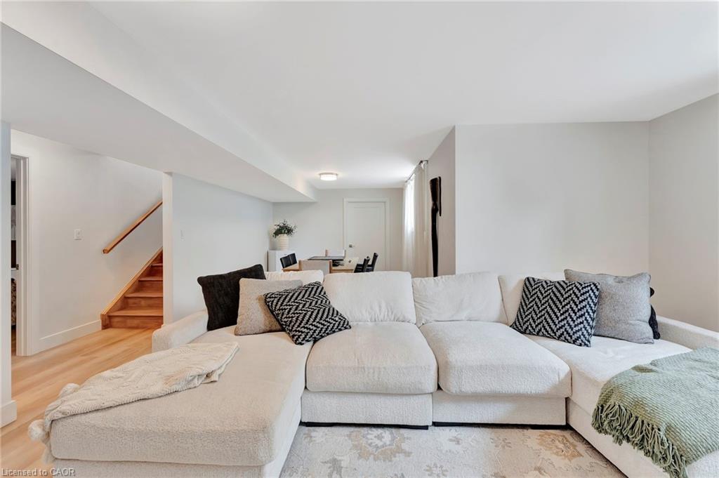10 Macneil Court Property Photo 31