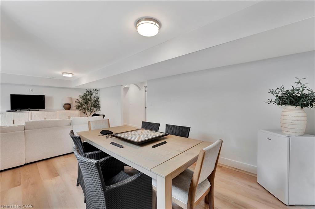 10 Macneil Court Property Photo 33