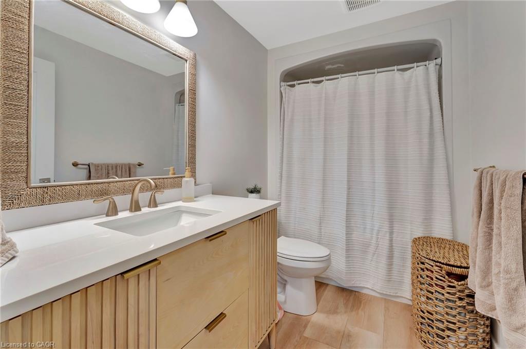 10 Macneil Court Property Photo 34
