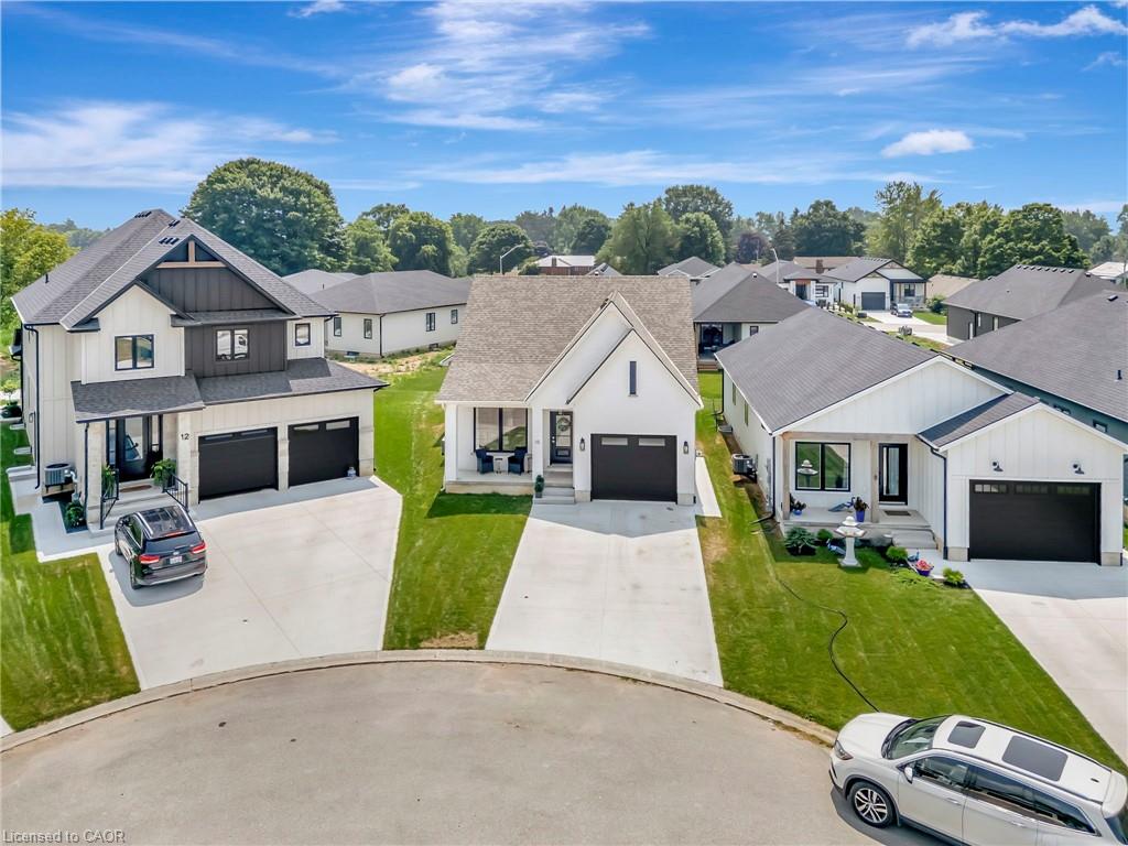 10 Macneil Court Property Photo 42