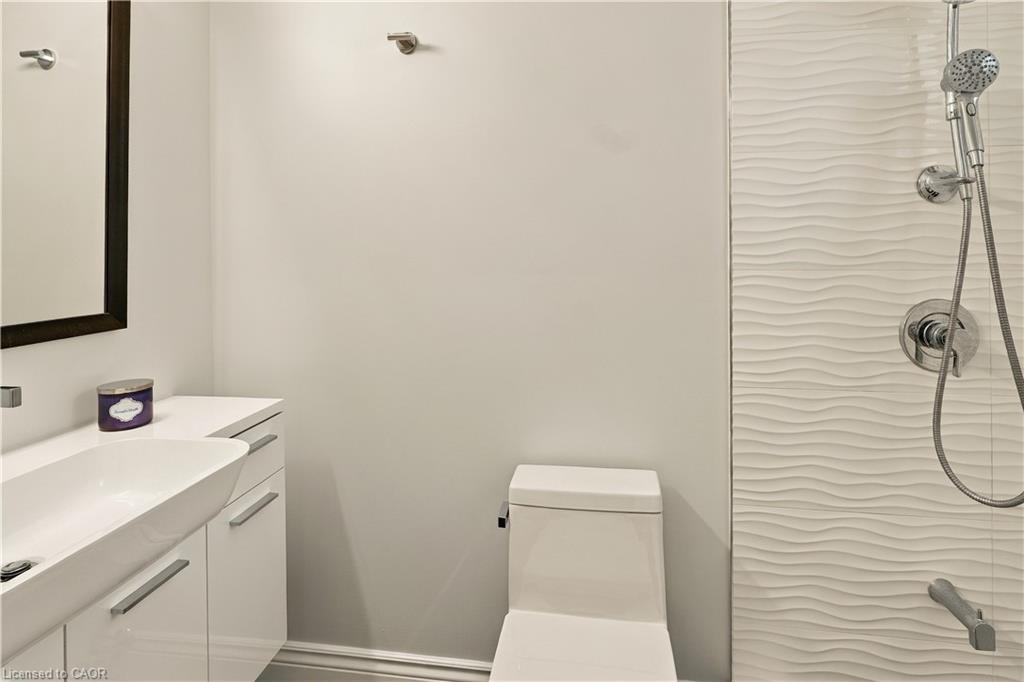 2390 Sinclair Circle Property Photo 20