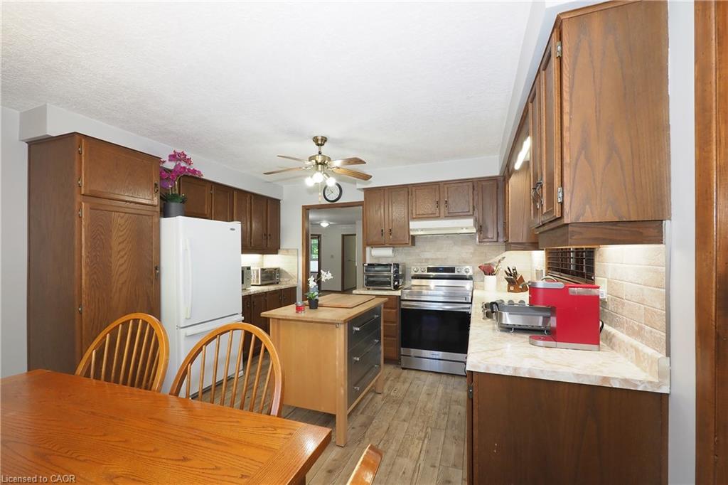 185 Southwood Drive Property Photo 7