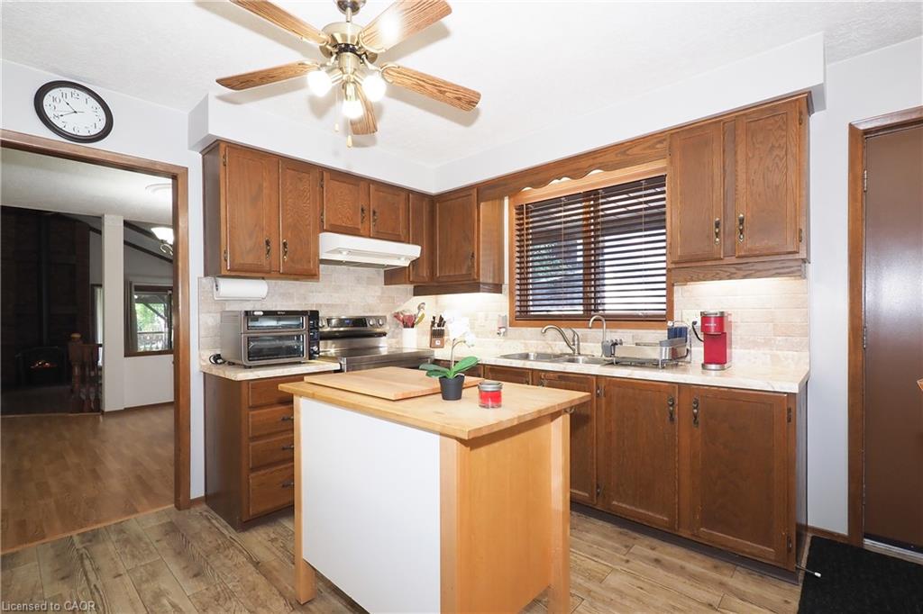 185 Southwood Drive Property Photo 8