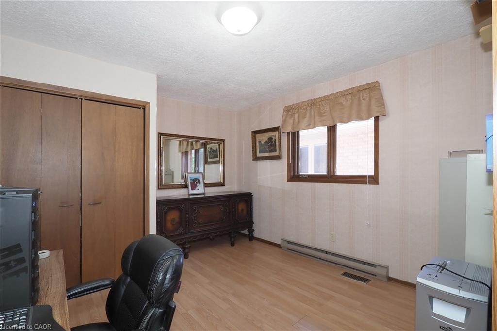 185 Southwood Drive Property Photo 13