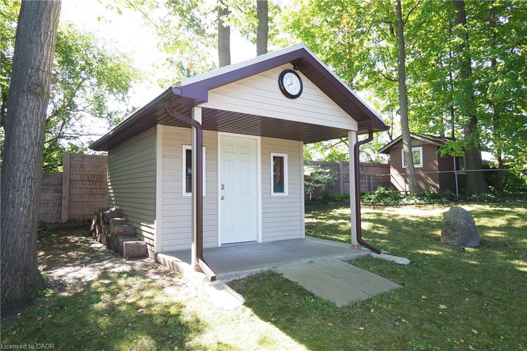 185 Southwood Drive Property Photo 27