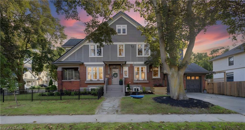 64 William Street W Property Photo 1