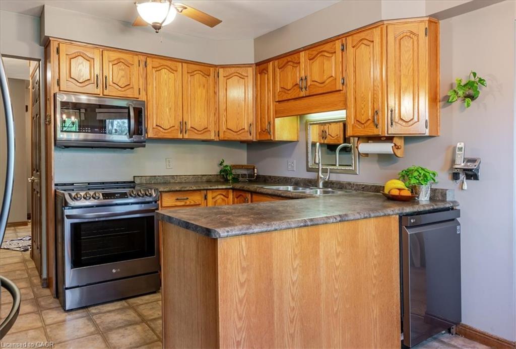 34 Woodfield Avenue Property Photo 8