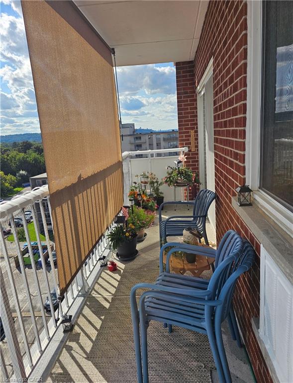 807-8 Woodman Drive S Property Photo 23