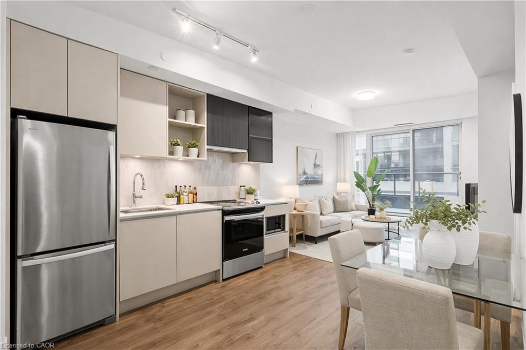 316-405 Dundas Street W Property Photo 8