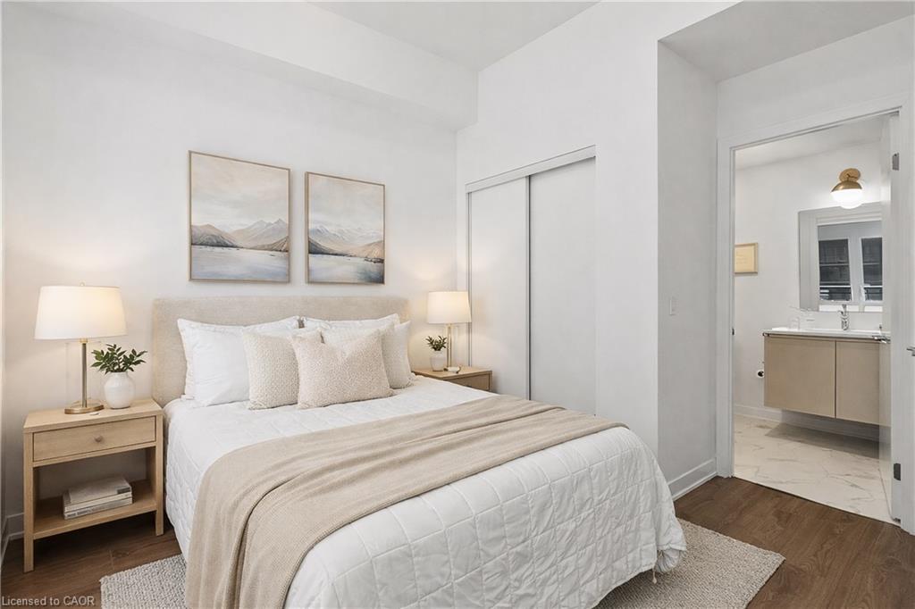 316-405 Dundas Street W Property Photo 13