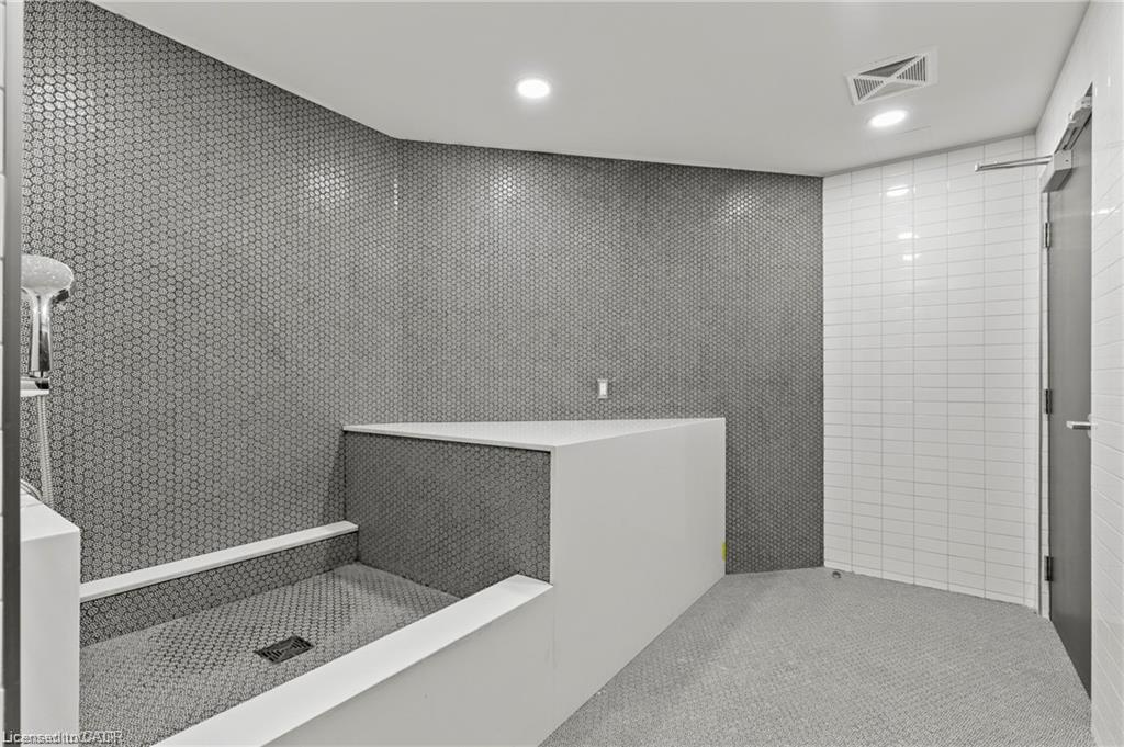 316-405 Dundas Street W Property Photo 23