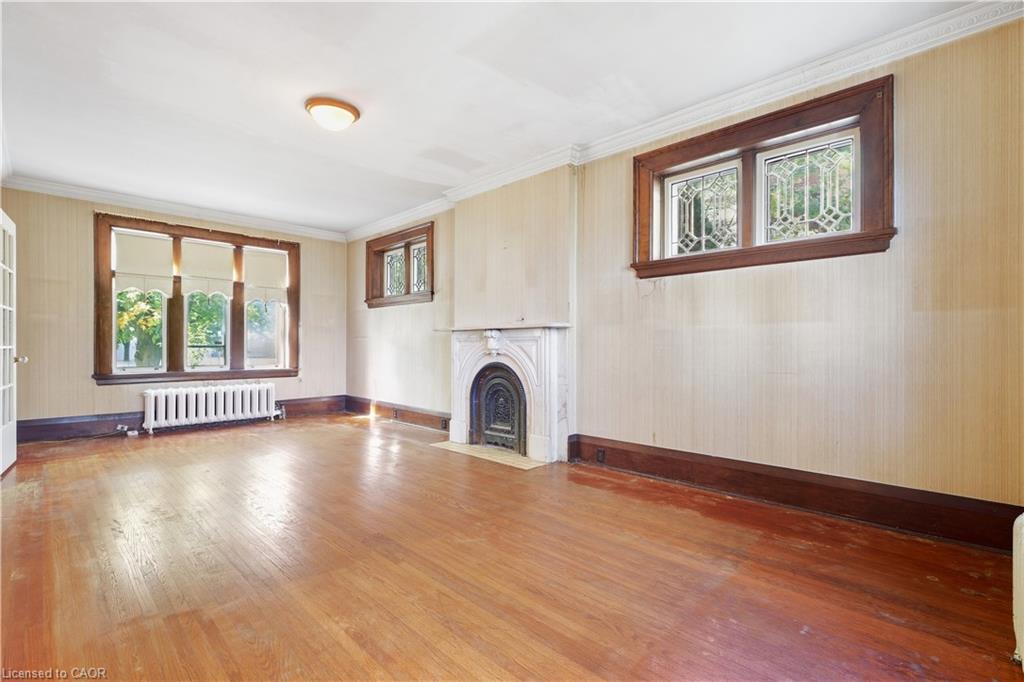 32 Wentworth Avenue Property Photo 8