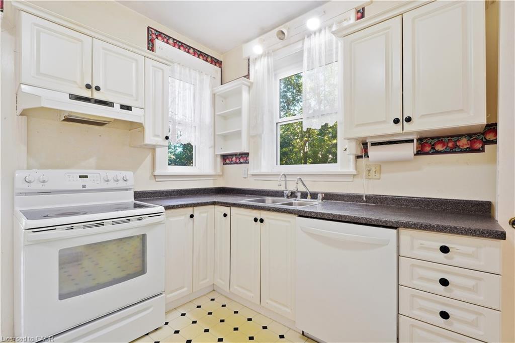 32 Wentworth Avenue Property Photo 11