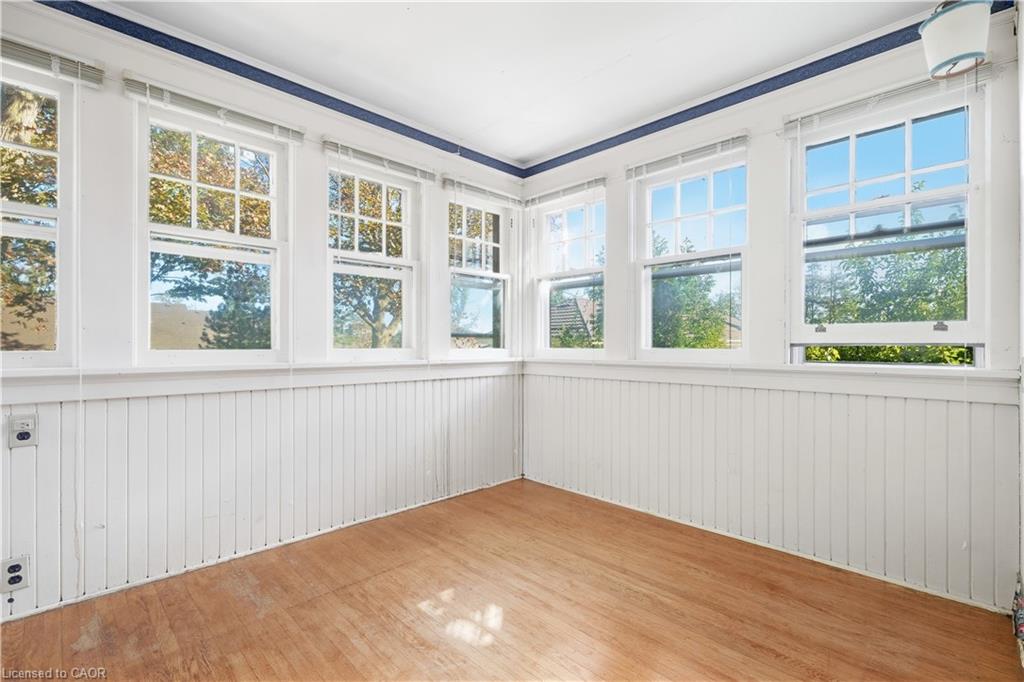 32 Wentworth Avenue Property Photo 19