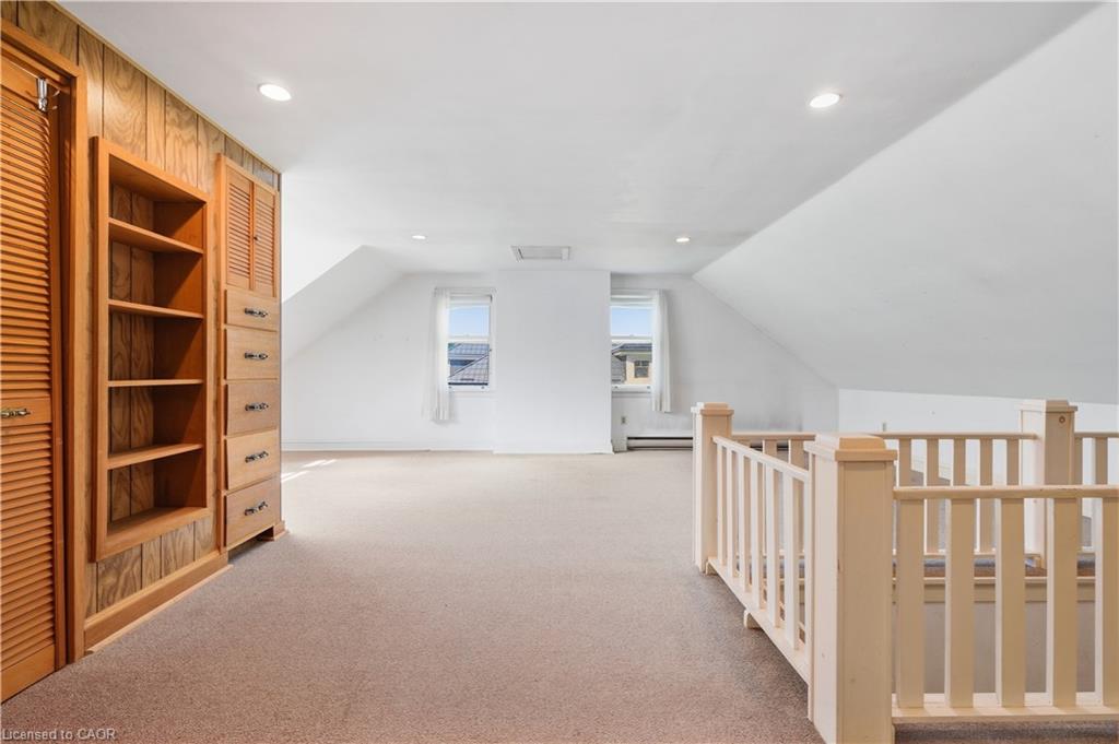 32 Wentworth Avenue Property Photo 27