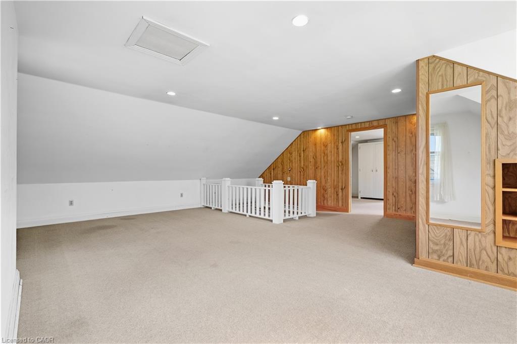 32 Wentworth Avenue Property Photo 28