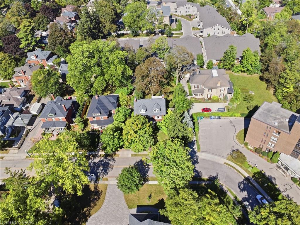 32 Wentworth Avenue Property Photo 37