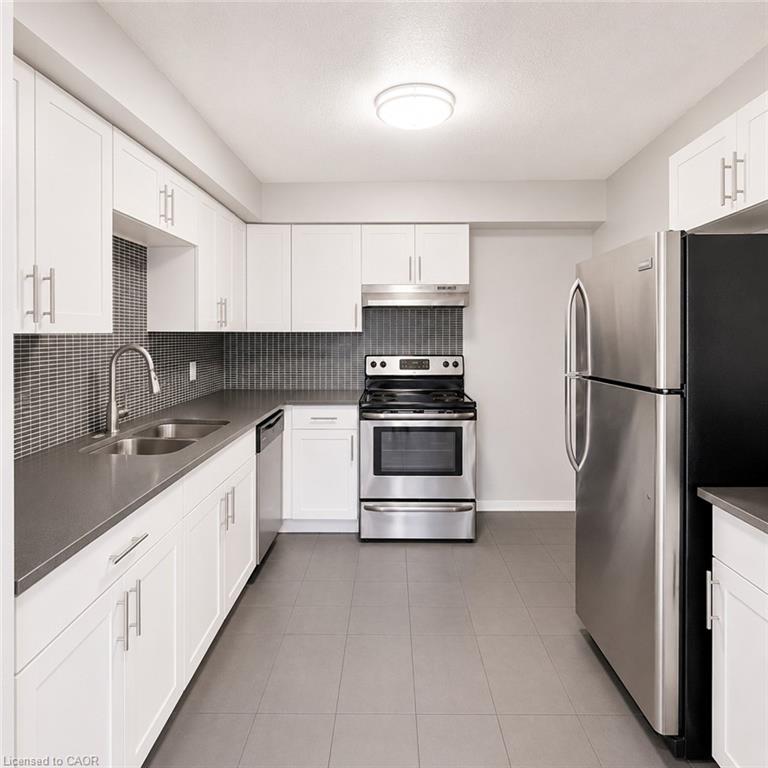 3-513 Quiet Place Property Photo 2