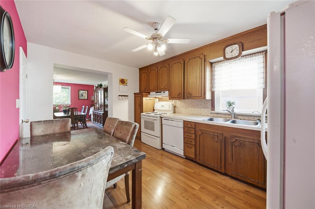 138 West 23rd Street Property Photo 13