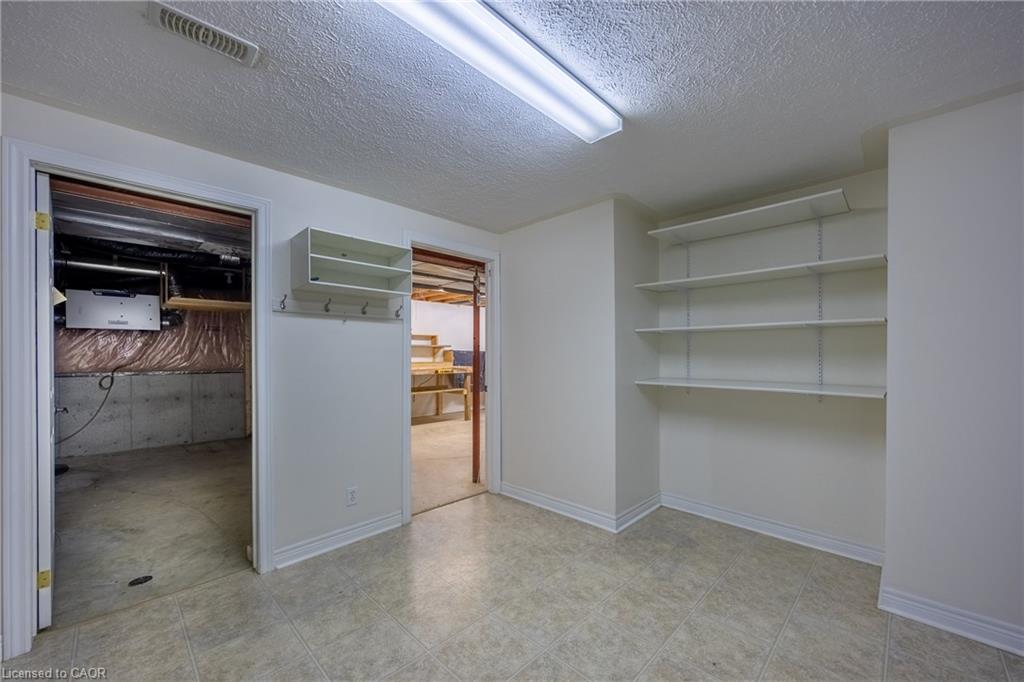 70 Sparrow Way Property Photo 37
