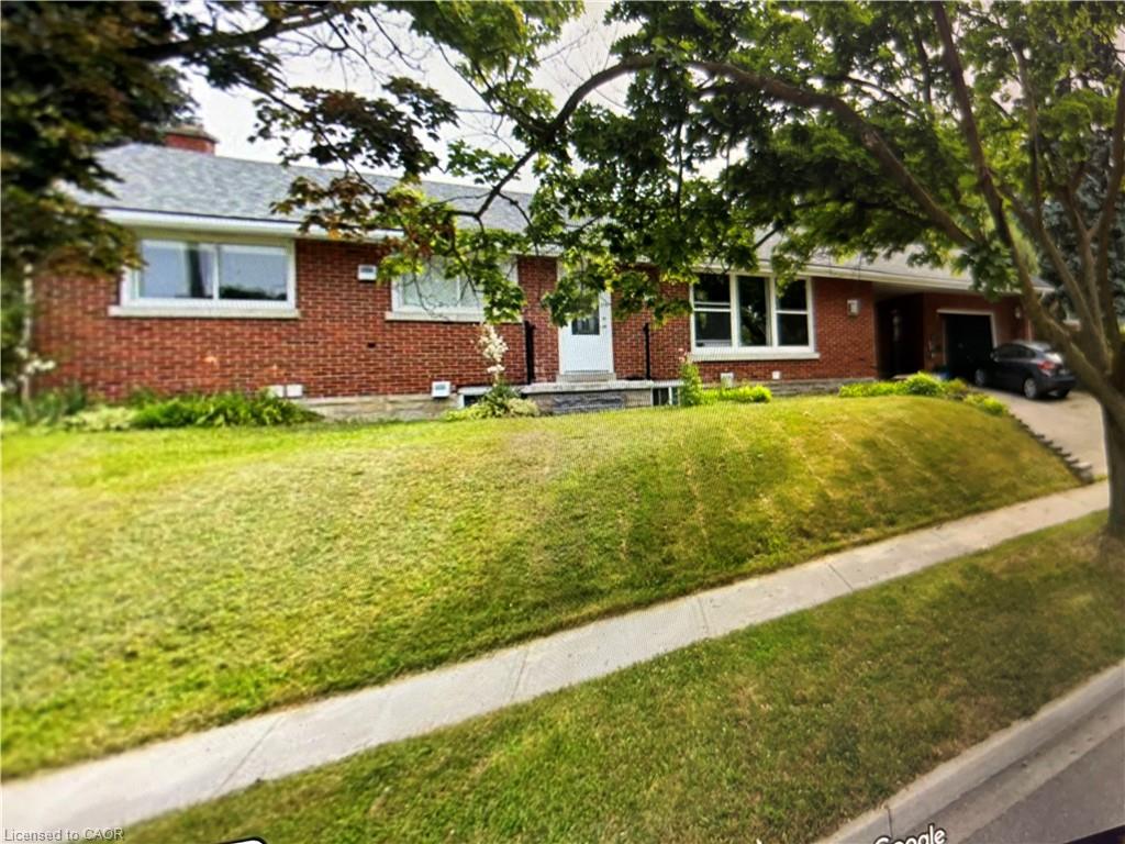 2-56 Siebert Avenue Property Photo 9