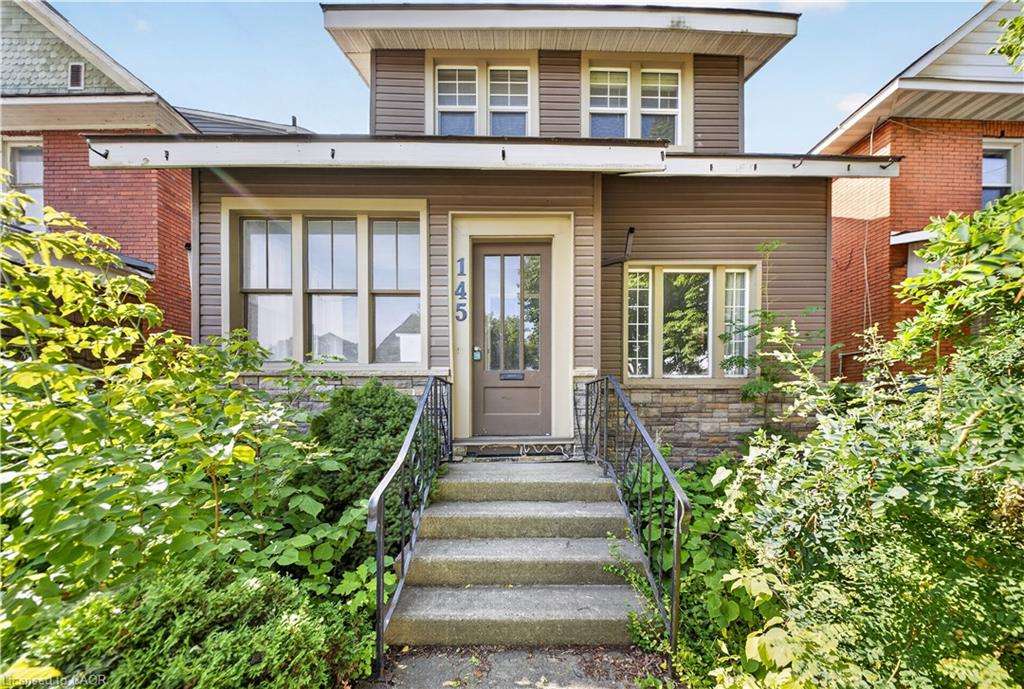 145 Albert Street W Property Photo 2