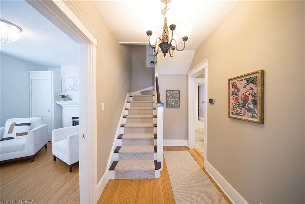 48 Lincoln Avenue Property Photo 4