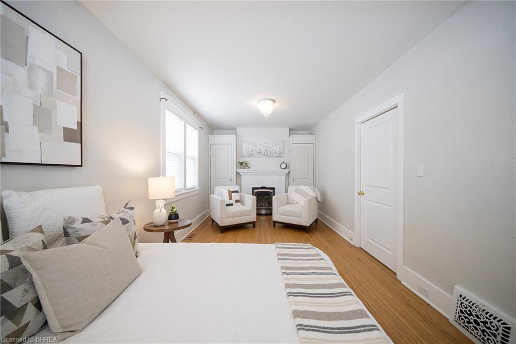 48 Lincoln Avenue Property Photo 5